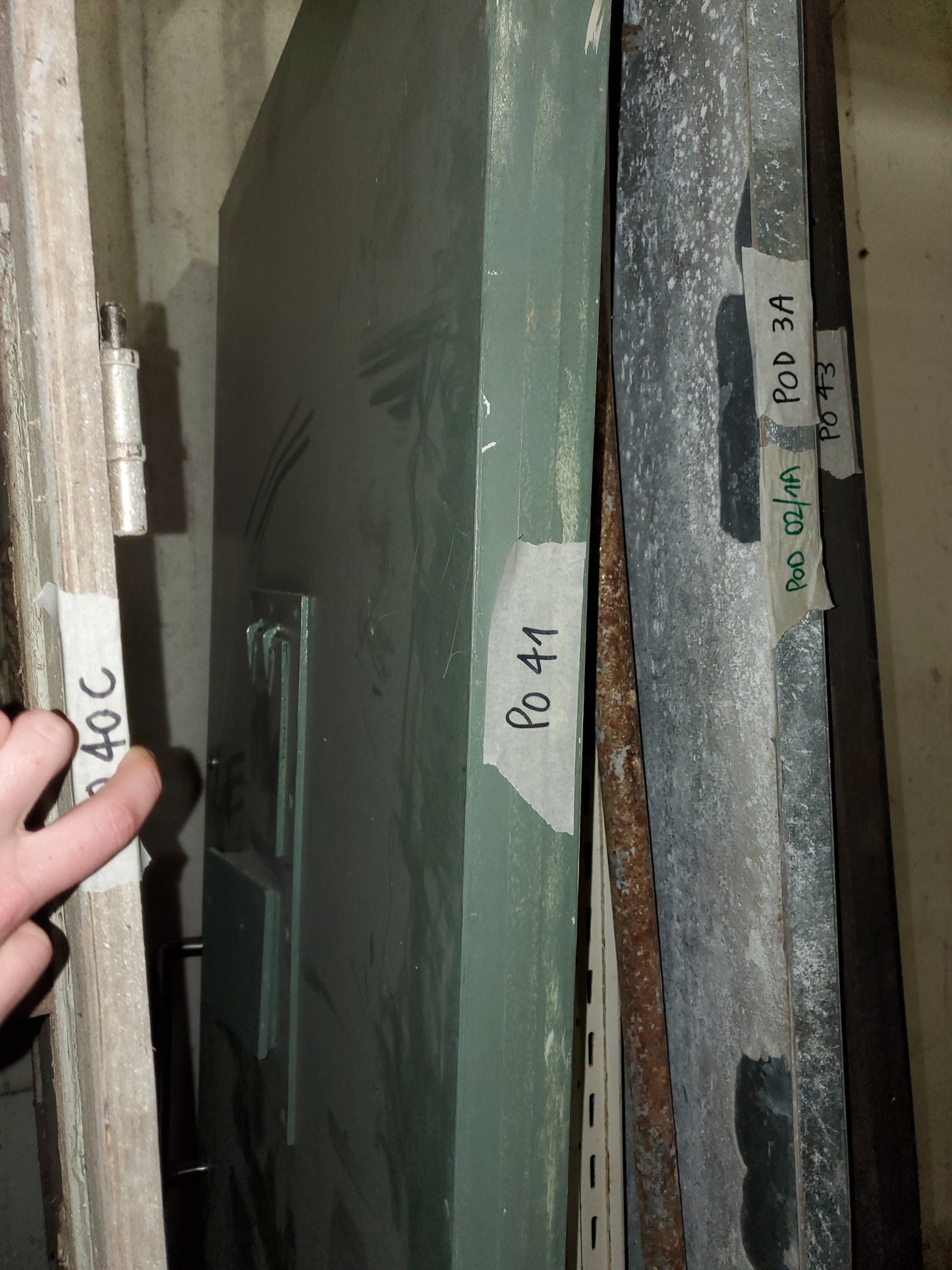 Porte carton/aggloméré effet métal (PO41)