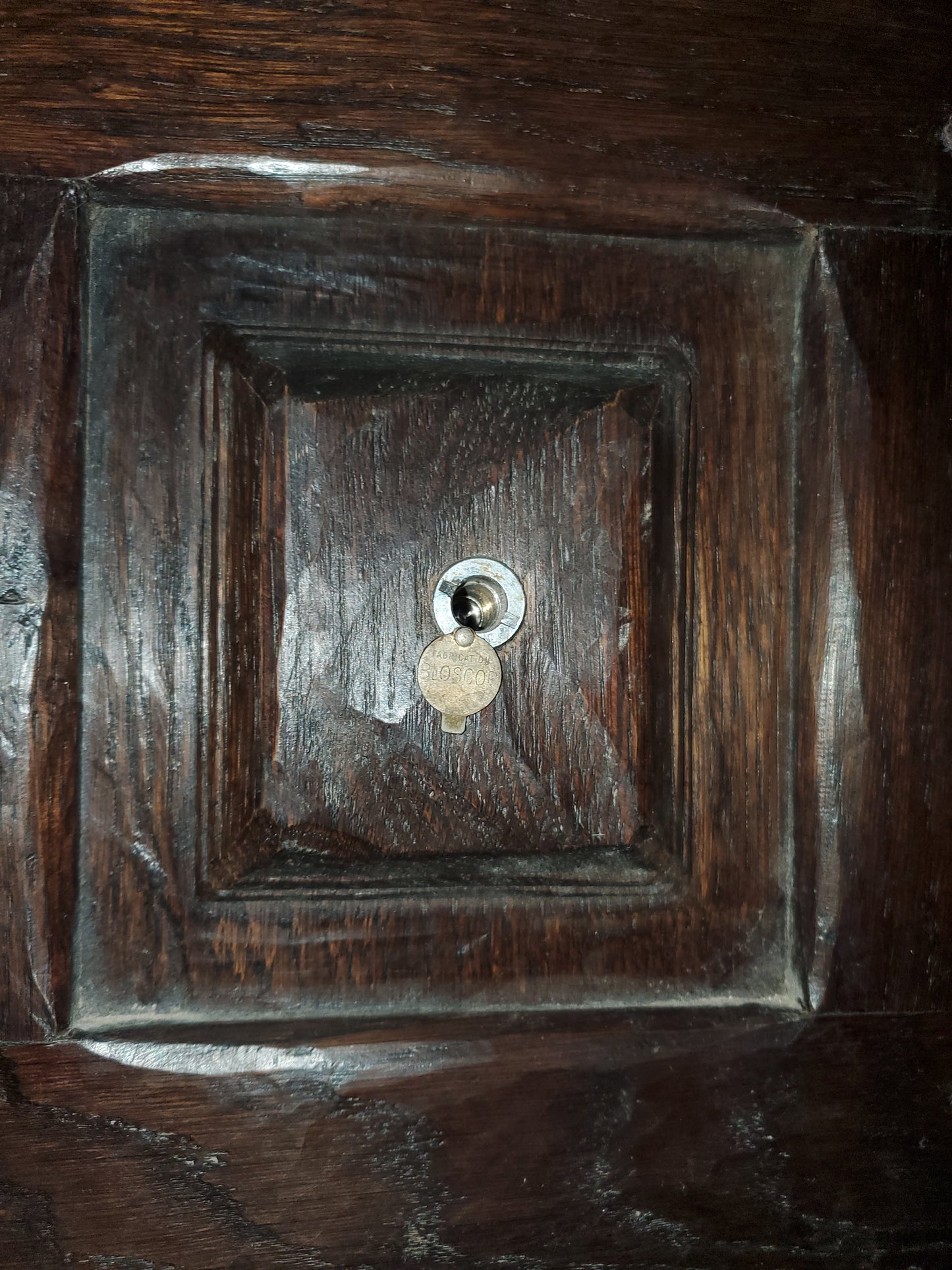 Porte bois moulurée (PO02)