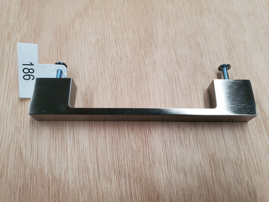 Poignée - 126 mm (QU186)