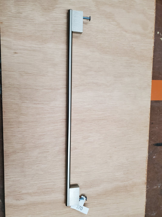 Poignée - 385 mm (QU370)