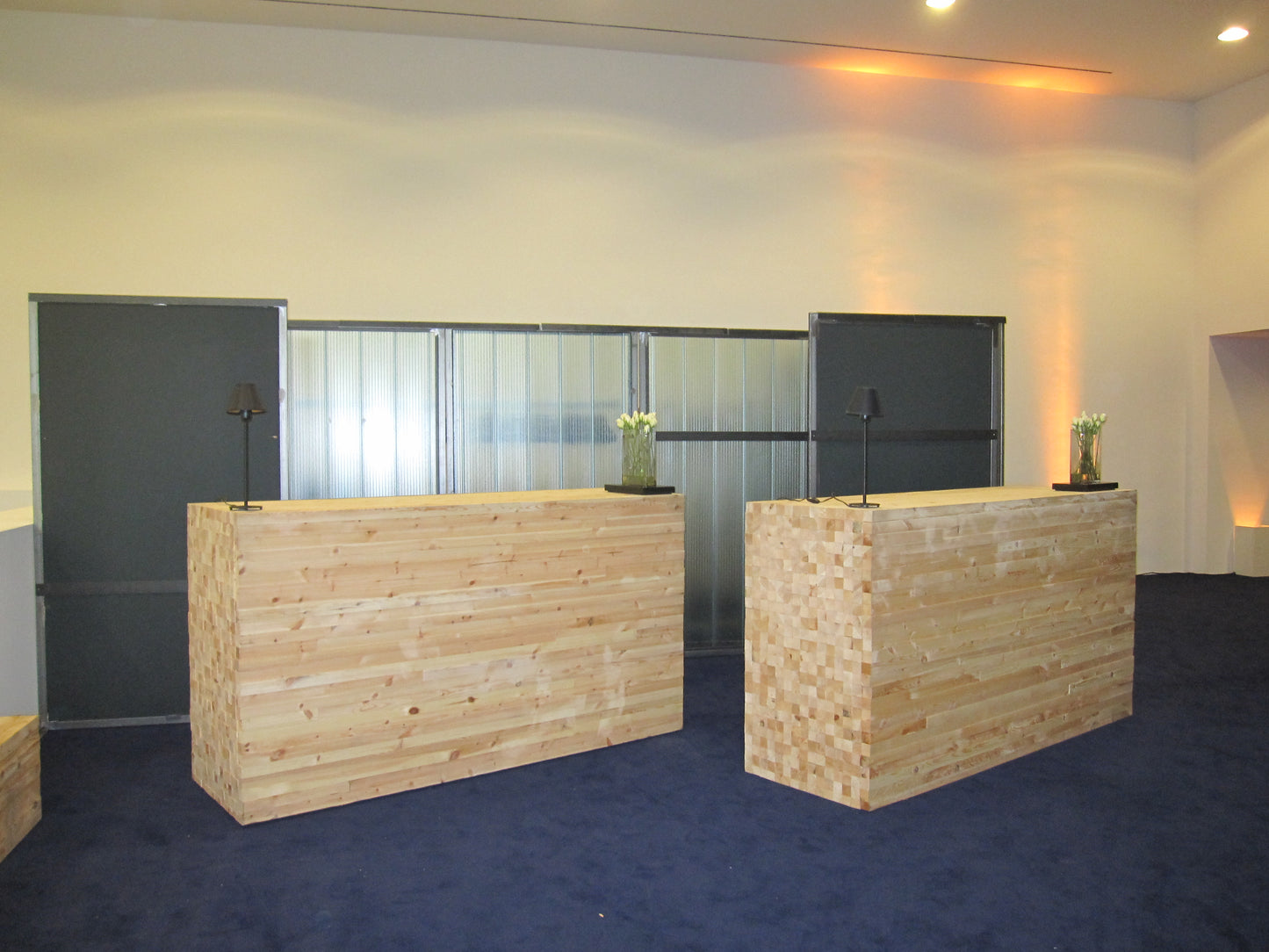 Mobilier chevrons - Desks accueil