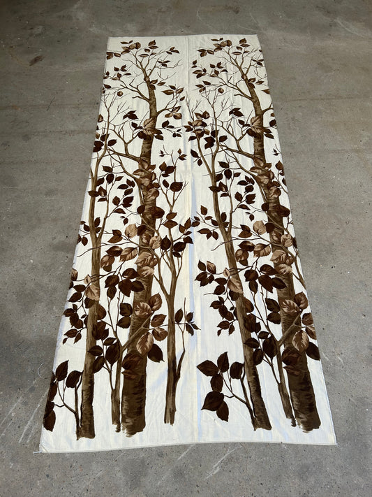 Tissu automnal motif arbre