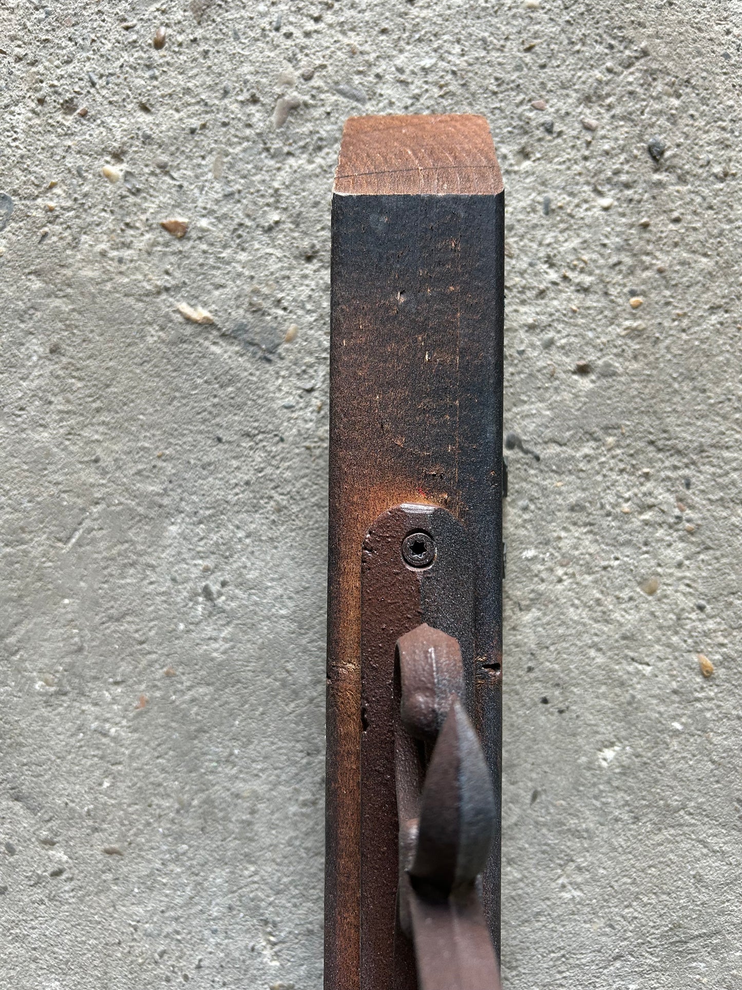 Porte-enseigne ferronnerie
