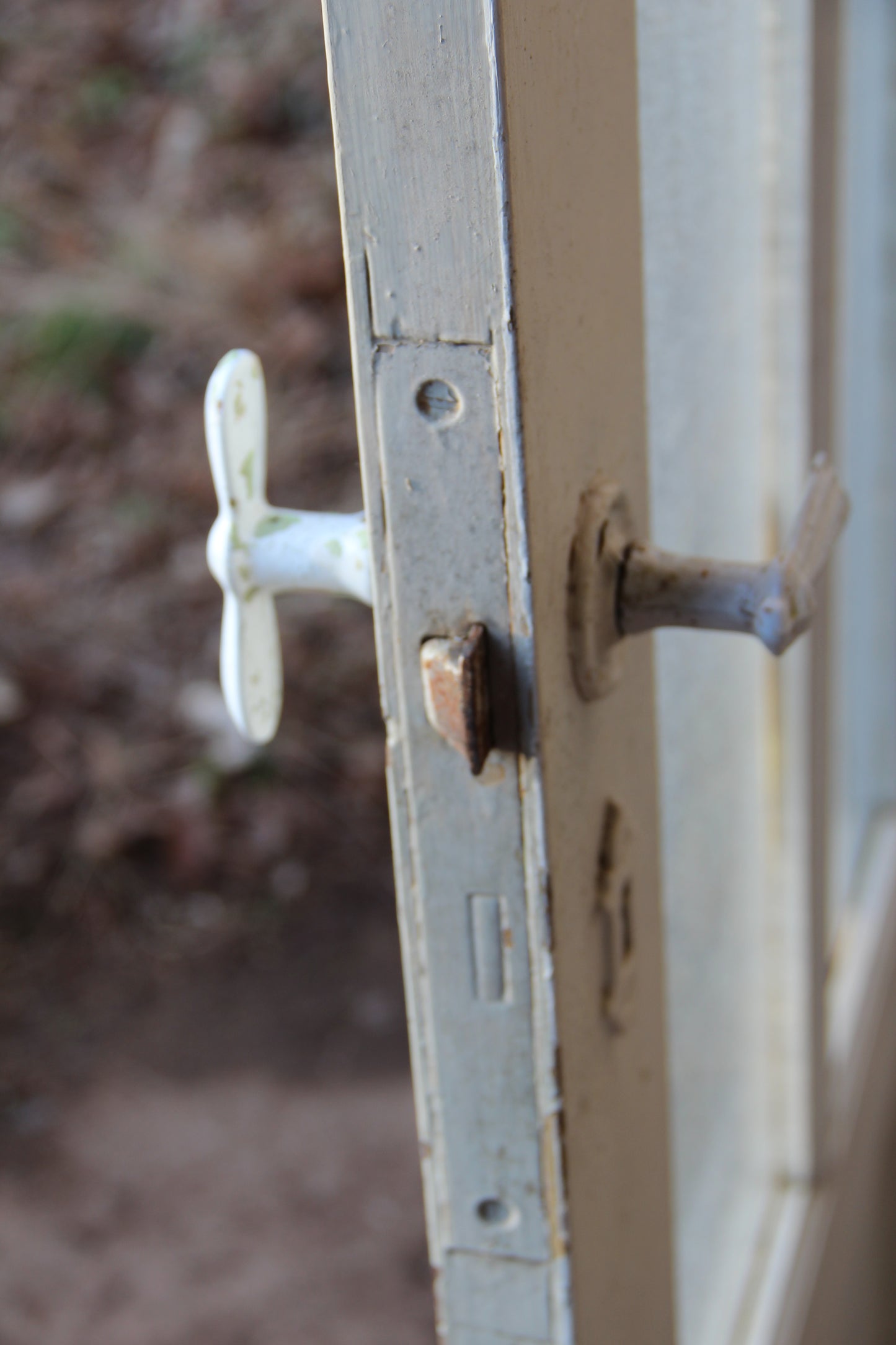 Porte bois moulurée vitrée (PO16)