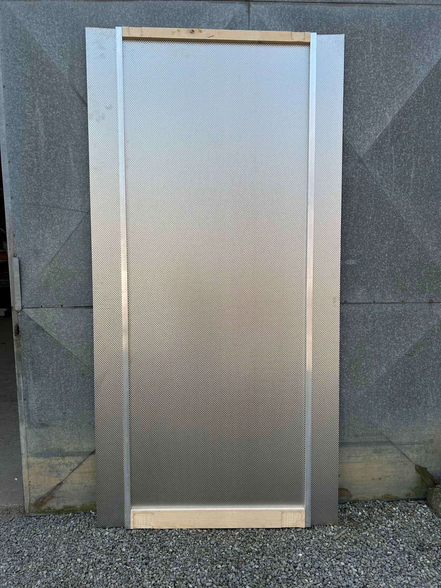 3 Feuilles de métal sur châssis alu 248cm * 122cm * 2,5mm