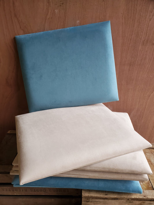 Coussins muraux beige