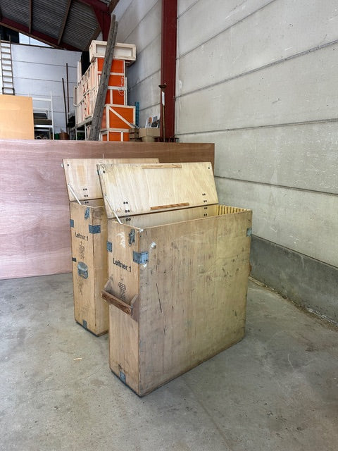 Caisses de transport en bois de différentes dimensions