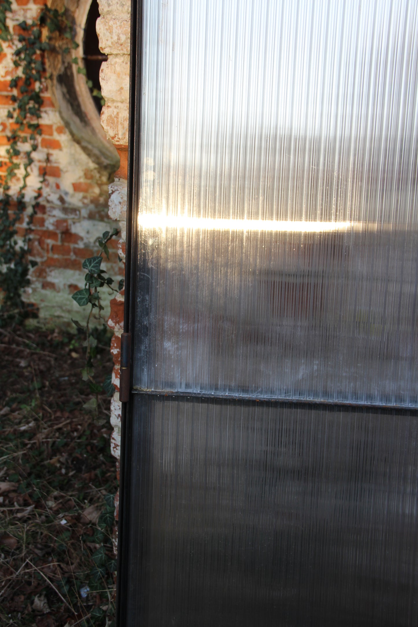 Porte metal vitrée (PO43)